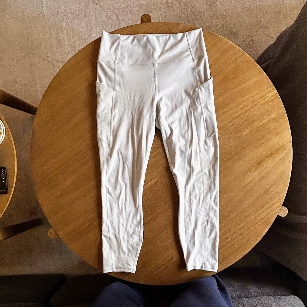 Fabletics 3/4 length leggings